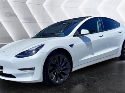 Noir Occasion 2022 Tesla Model 3 Performance Berline | 26 990 € (Prix juste)