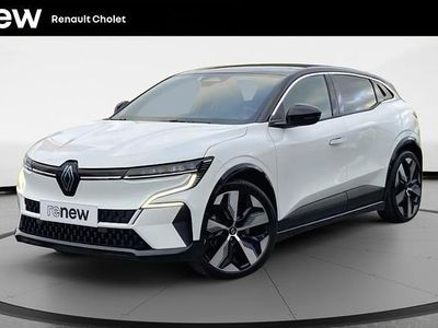 Blanc Occasion 2022 Renault Megane E-Tech Techno Berline | 19 490 € (Prix juste)