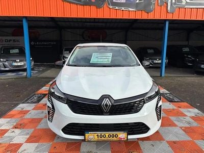 Blanc Occasion 2025 Renault Clio V Evolution Berline | 18 980 € (Prix juste)