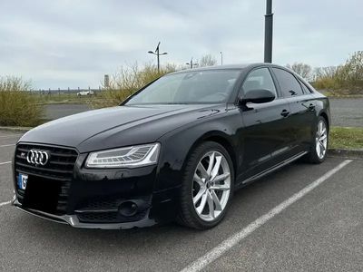 Audi S8 plus