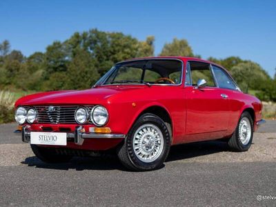 Rouge Occasion 1973 Alfa Romeo 2000 Veloce Coupé | 40 500 €