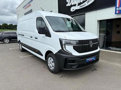 Blanc Nouvelle 2025 Renault Master Van | 37 080 € (Prix juste)