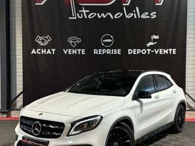 Mercedes GLA220