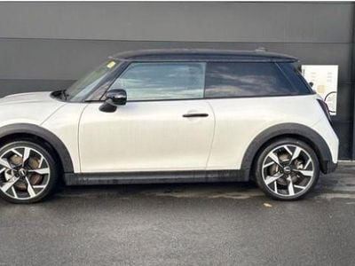Occasion 2024 Mini Cooper Favoured Citadine | 32 490 € (Prix cher)