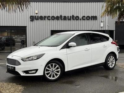 Blanc Occasion 2016 Ford Focus Titanium Berline | 9 990 € (Prix juste)