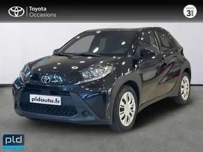 Noir intense métallisé Occasion 2025 Toyota Aygo X SUV | 15 490 € (Prix juste)