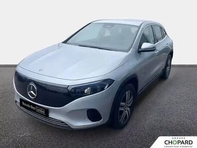 Hightechsilber metallic Occasion 2025 Mercedes EQA250+ SUV | 41 490 € (Prix juste)