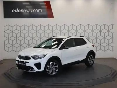 Blanc Occasion 2024 Kia Stonic GT-Line SUV | 17 990 € (Prix juste)