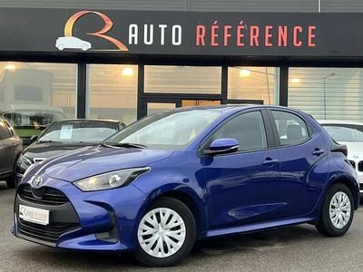 Bleu Occasion 2023 Toyota Yaris Berline | 13 990 € (Prix juste)