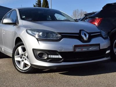 Gris Occasion 2015 Renault Mégane Business Berline | 5 400 € (Prix assez cher)