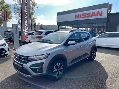 Gris Occasion 2022 Dacia Sandero Comfort Citadine | 12 990 € (Prix juste)