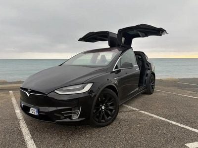 Noir Occasion 2017 Tesla Model X SUV | 33 900 € (Prix cher)