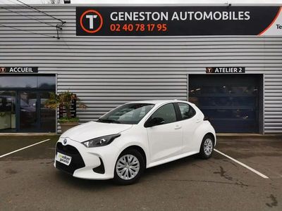 Blanc Occasion 2022 Toyota Yaris Hybrid Berline | 16 990 € (Bon prix)