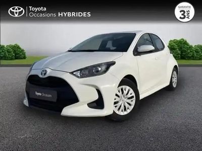 Blanc Occasion 2022 Toyota Yaris Hybrid Berline | 17 990 € (Bon prix)