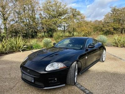 Noir Occasion 2008 Jaguar XKR Coupé | 36 900 € (Prix assez cher)