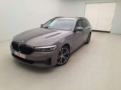 Gris Occasion 2022 BMW 518 Sport Line Break | 31 990 € (Prix juste)