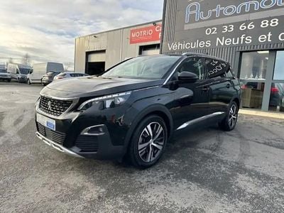 Noir Occasion 2017 Peugeot 5008 Allure Monospace | 19 990 € (Bon prix)