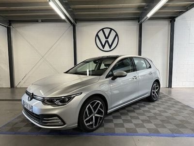Argent Occasion 2023 VW Golf VIII Style Berline | 29 990 € (Prix juste)