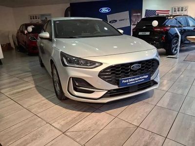 Gris Occasion 2022 Ford Focus ST-Line Berline | 17 489 € (Bon prix)
