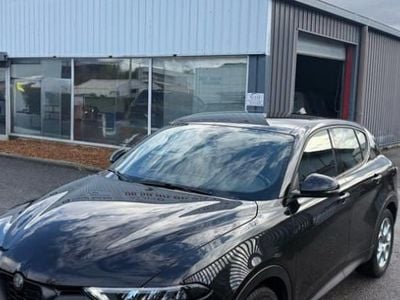Noir Occasion 2023 Alfa Romeo Tonale Sprint SUV | 19 999 € (Bon prix)