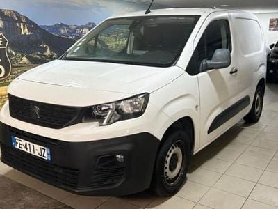 Blanc Occasion 2019 Peugeot Partner Monospace | 9 990 € (Bon prix)