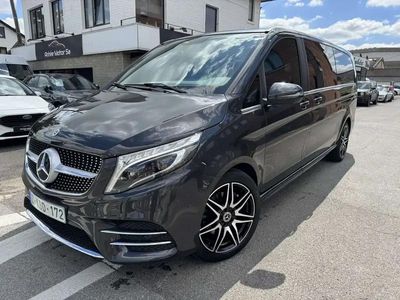 Mercedes V220