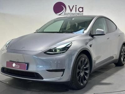 Occasion Tesla Model Y Standard Range 220 kW (300 ch) 2024 Gris SUV