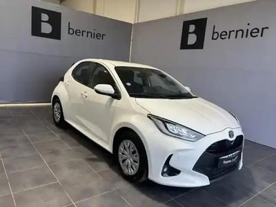 Occasion Toyota Yaris Hybrid Business Edition 116 ch (85 kW) 2022 Blanc Berline