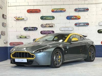 Vert Occasion 2015 Aston Martin V8 Vantage Coupé | 109 900 €