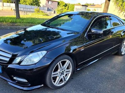 Noir Occasion 2012 Mercedes E350 Coupé | 10 500 €