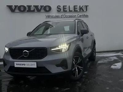 Gris brume Occasion 2025 Volvo XC40 SUV | 41 990 €