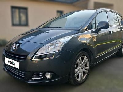 Gris Occasion 2013 Peugeot 5008 Allure Monospace | 5 890 € (Bon prix)