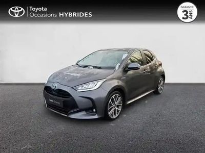 Gris atlas (m) Occasion 2020 Toyota Yaris Hybrid Berline | 18 490 € (Prix assez cher)