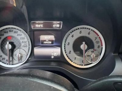 Occasion 2013 Mercedes A180 Berline | 12 300 € (Prix assez cher)