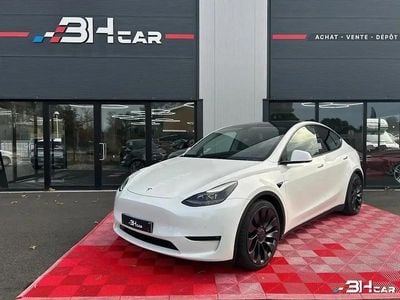 Occasion 2022 Tesla Model Y Performance SUV | 36 990 € (Prix assez cher)