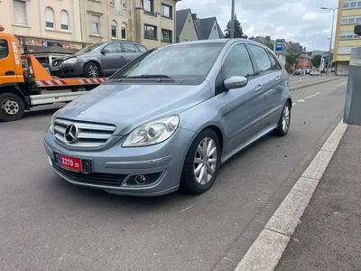 Mercedes B200