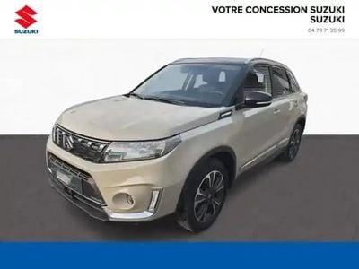 So'color savanna ivory/black métal Occasion 2023 Suzuki Vitara Style SUV | 21 590 € (Prix juste)