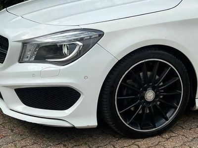 Occasion 2015 Mercedes CLA200 Berline | 15 930 € (Prix juste)