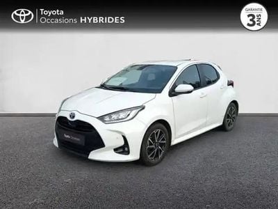 Blanc Occasion 2023 Toyota Yaris Hybrid Design Berline | 20 490 € (Prix juste)