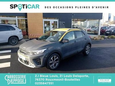 Gris Occasion 2022 Kia Stonic GT-Line SUV | 15 590 € (Prix juste)