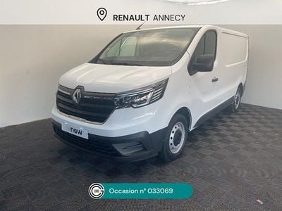 Blanc Occasion 2023 Renault Trafic Monospace | 23 990 € (Bon prix)