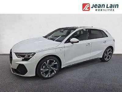 Blanc glacier métallisé Occasion 2026 Audi A3 Sportback e-tron S-Line Citadine | 46 831 € (Prix cher)