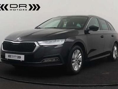 Noir Occasion 2020 Skoda Octavia Ambition Break | 14 995 € (Bon prix)