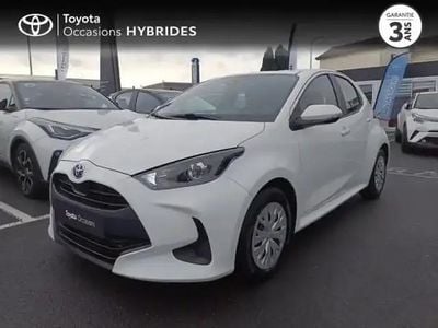 Blanc Occasion 2022 Toyota Yaris Hybrid Berline | 18 490 € (Prix juste)