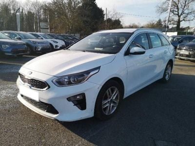 Blanc Occasion 2021 Kia Ceed Active Citadine | 15 999 € (Prix juste)