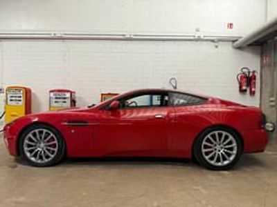 Rouge Occasion 2003 Aston Martin Vanquish Coupé | 79 900 €