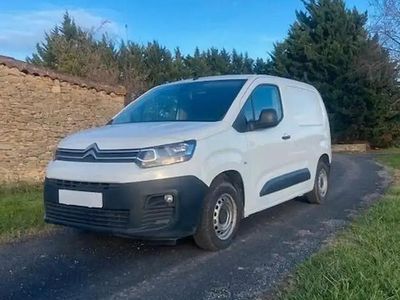 Blanc Occasion 2019 Citroën Berlingo Monospace | 9 980 €