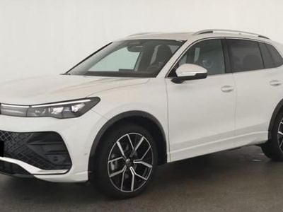Blanc Occasion 2025 VW Tiguan R-line SUV | 44 900 € (Prix juste)