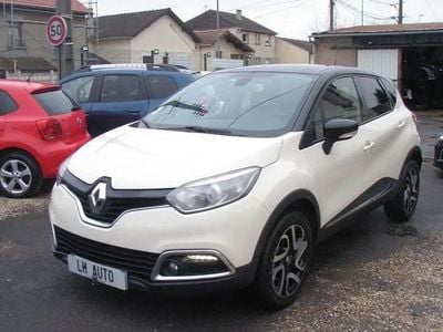 Beige Occasion 2016 Renault Captur Intens SUV | 8 999 € (Bon prix)