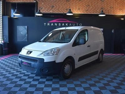Blanc Occasion 2010 Peugeot Partner Monospace | 7 990 €